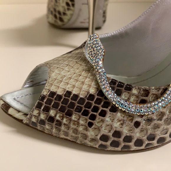 Rene Caovilla python peep toe pump crystals 39 - Picture 3 of 8